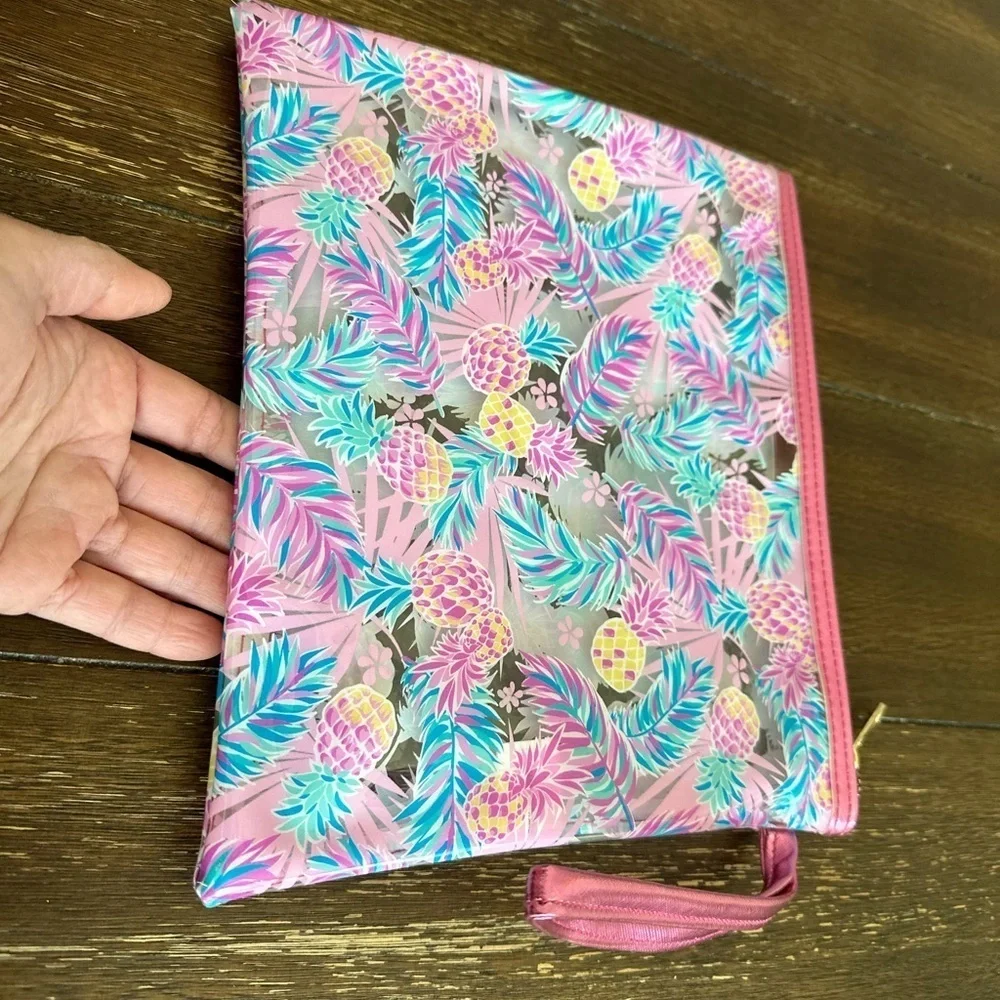 NWOT Simply Southern cosmetics bag